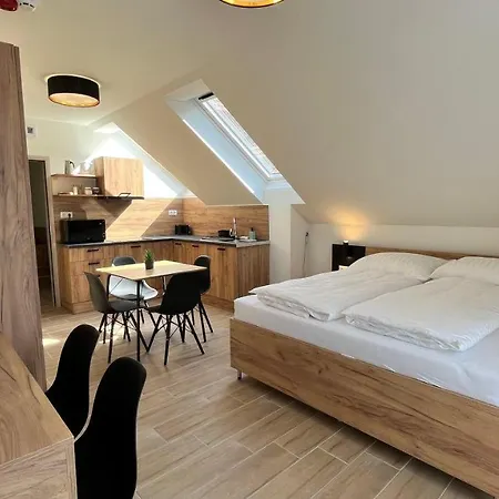 Rezidex Apartmanhaz 3*