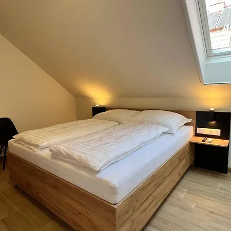 Rezidex Apartmanhaz *